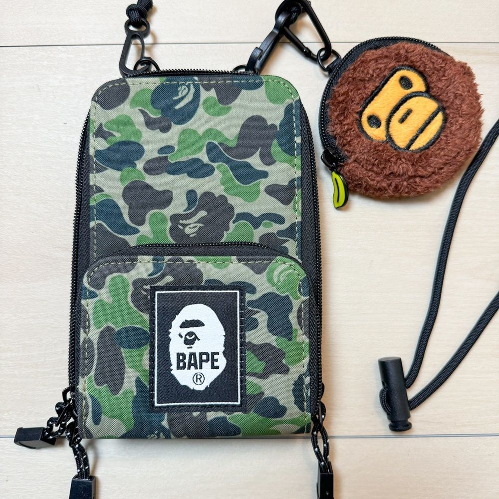 💚🤎 Bundle of 2 Bape Camo crossbody wallet on strap + baby milo coin pouch bag